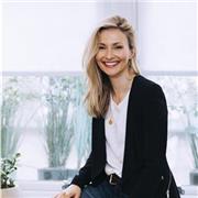 Native Italian tutor and coach, I support young individuals in their personal development